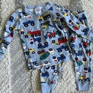Hanna Andersson 2T PJs